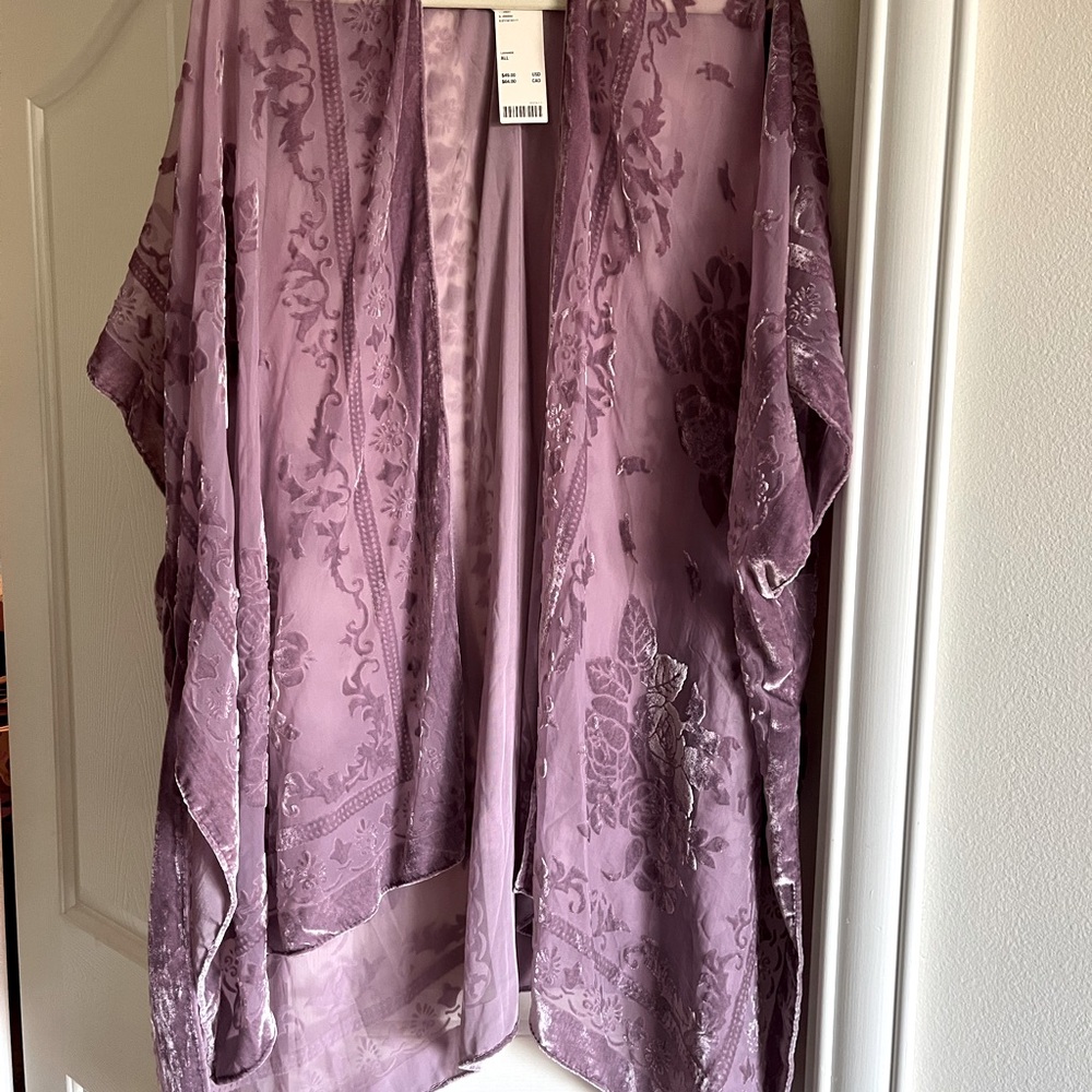20% OFF BUNDLES! NWT! Urban Outfitters Tunic Wrap. Light Purple. One Size